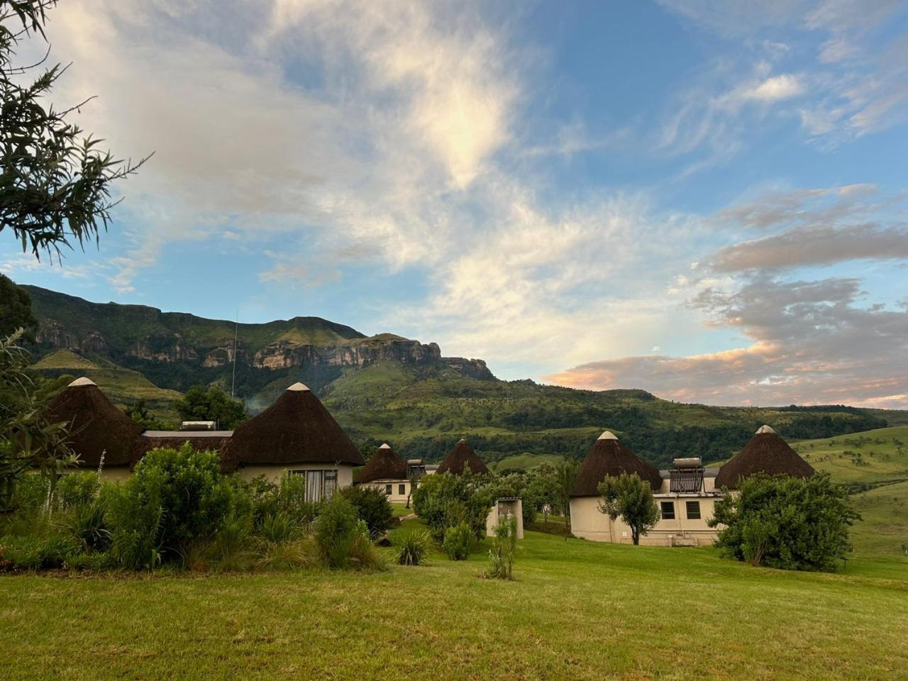 Sungubala Eco Camp Vila Bergville Exterior foto